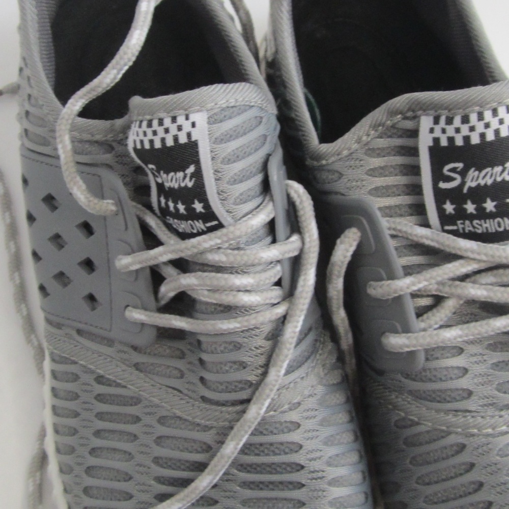 Spart 4 star fashion Sneakers men size 8.5 (42 )